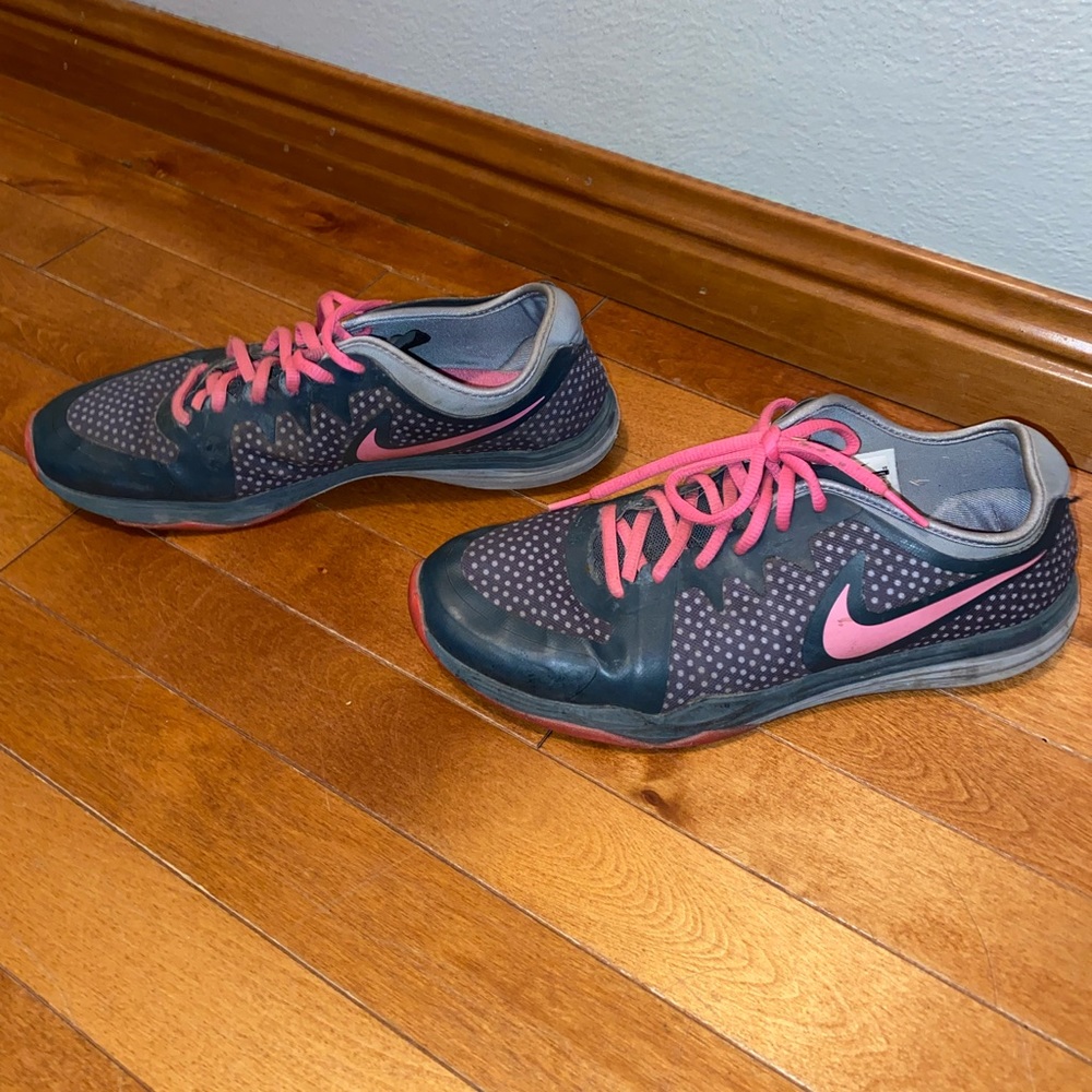 Nike Tennis shoes